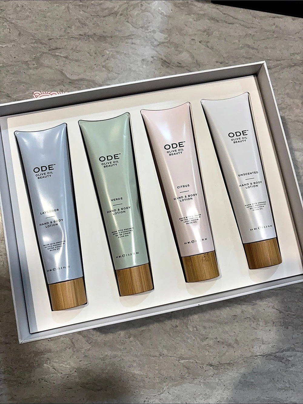 ODE Hand Care Gift Set in Blue & Green NWT